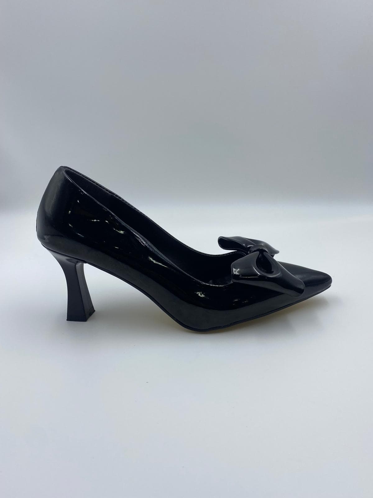 ✨ Koçak Shoes Kadın Siyah Rugan Fiyonk Detaylı Topuklu