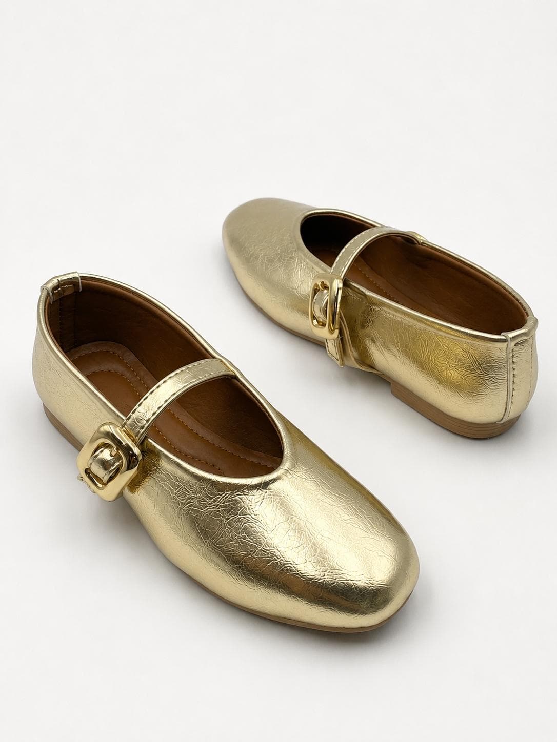 gold-tokali-babet-ayakkabi-sivri-burun-parlak-kadin-babet-babet002