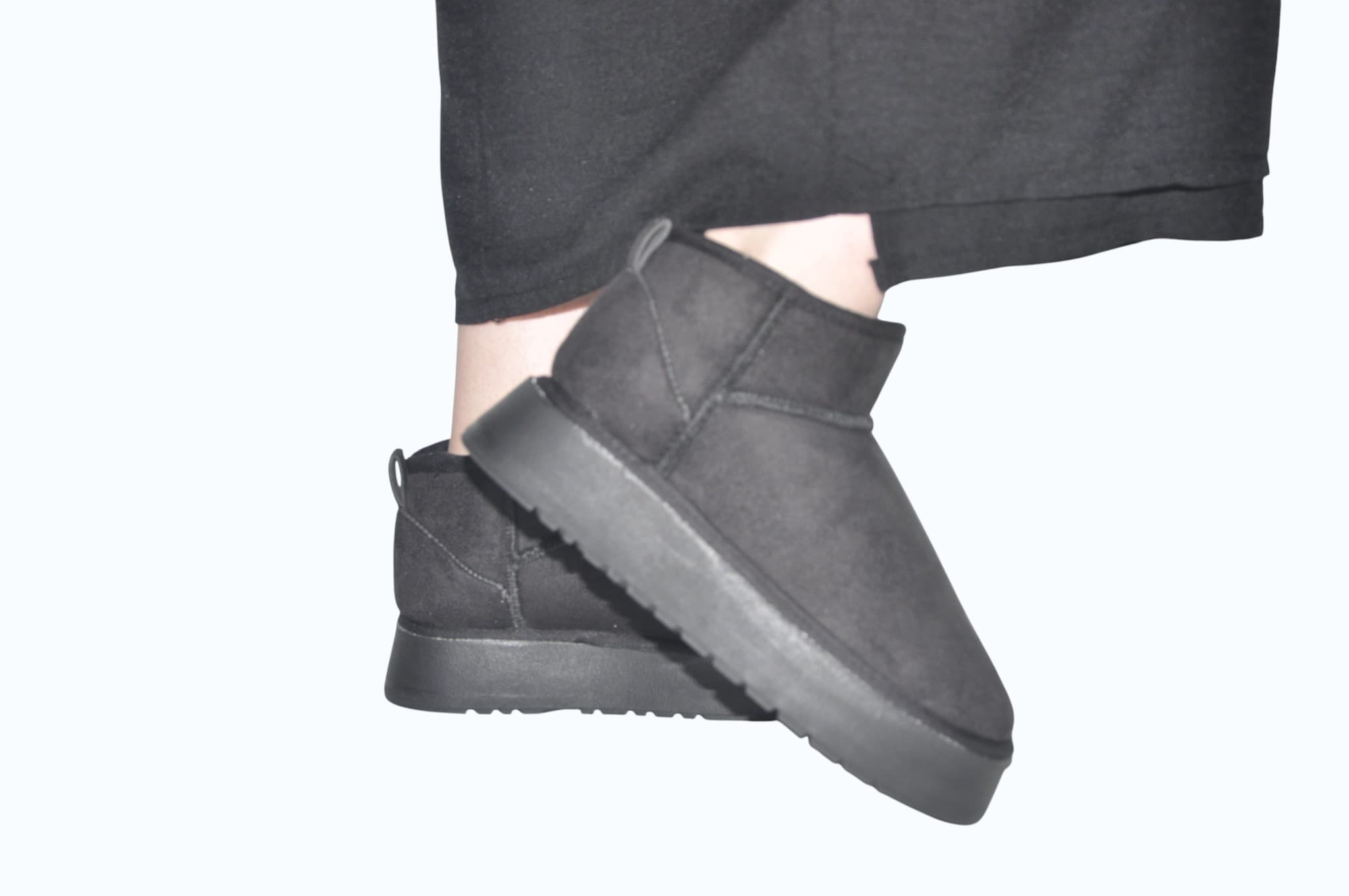 siyah-platform-tabanli-muadil-bot-gunluk-konfor-and-sik-tasarim-0041