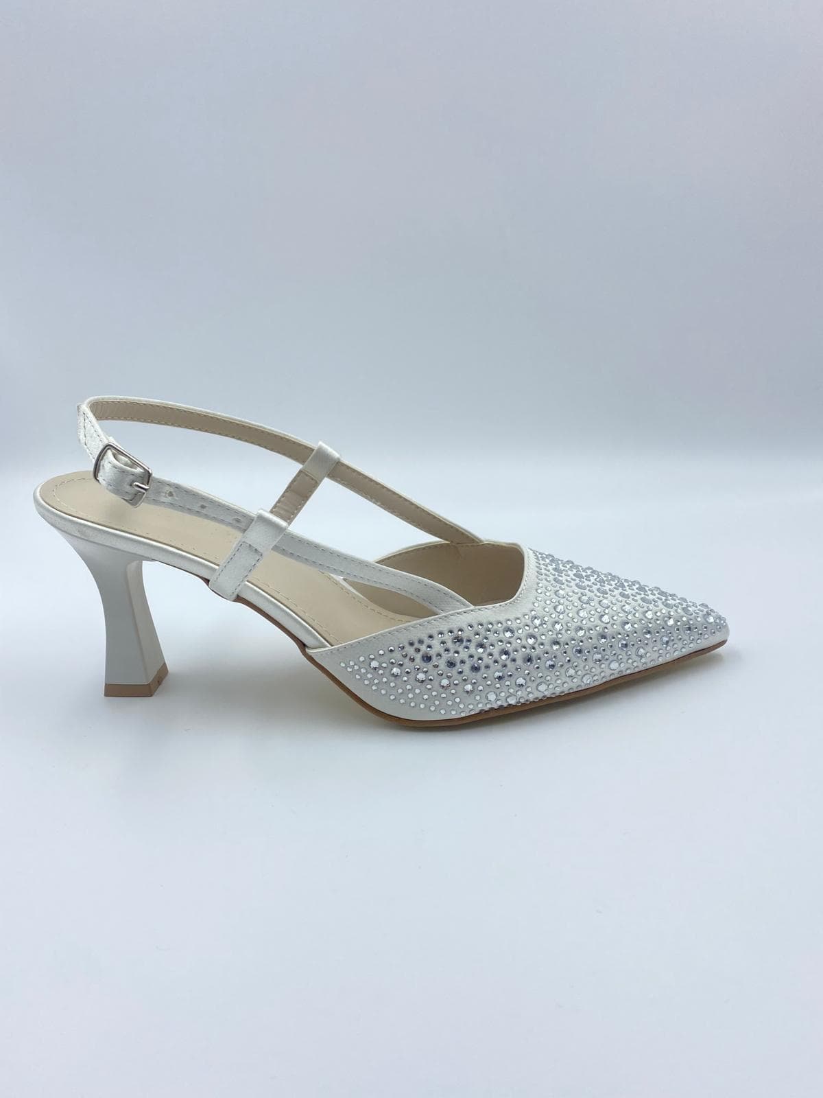 ✨ Işıltılı Taş Detaylarıyla Zarafetin Simgesi – Her Adımda Şıklığınızı Konuşturacak Koçak Shoes Yeni Sezon Topuklu Model ✨