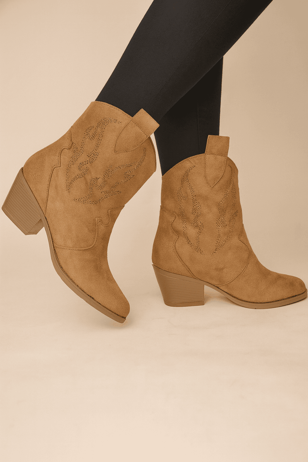 Taba Süet Western Detaylı Kalın Topuklu Kadın Günlük & Şehir Stili Bot