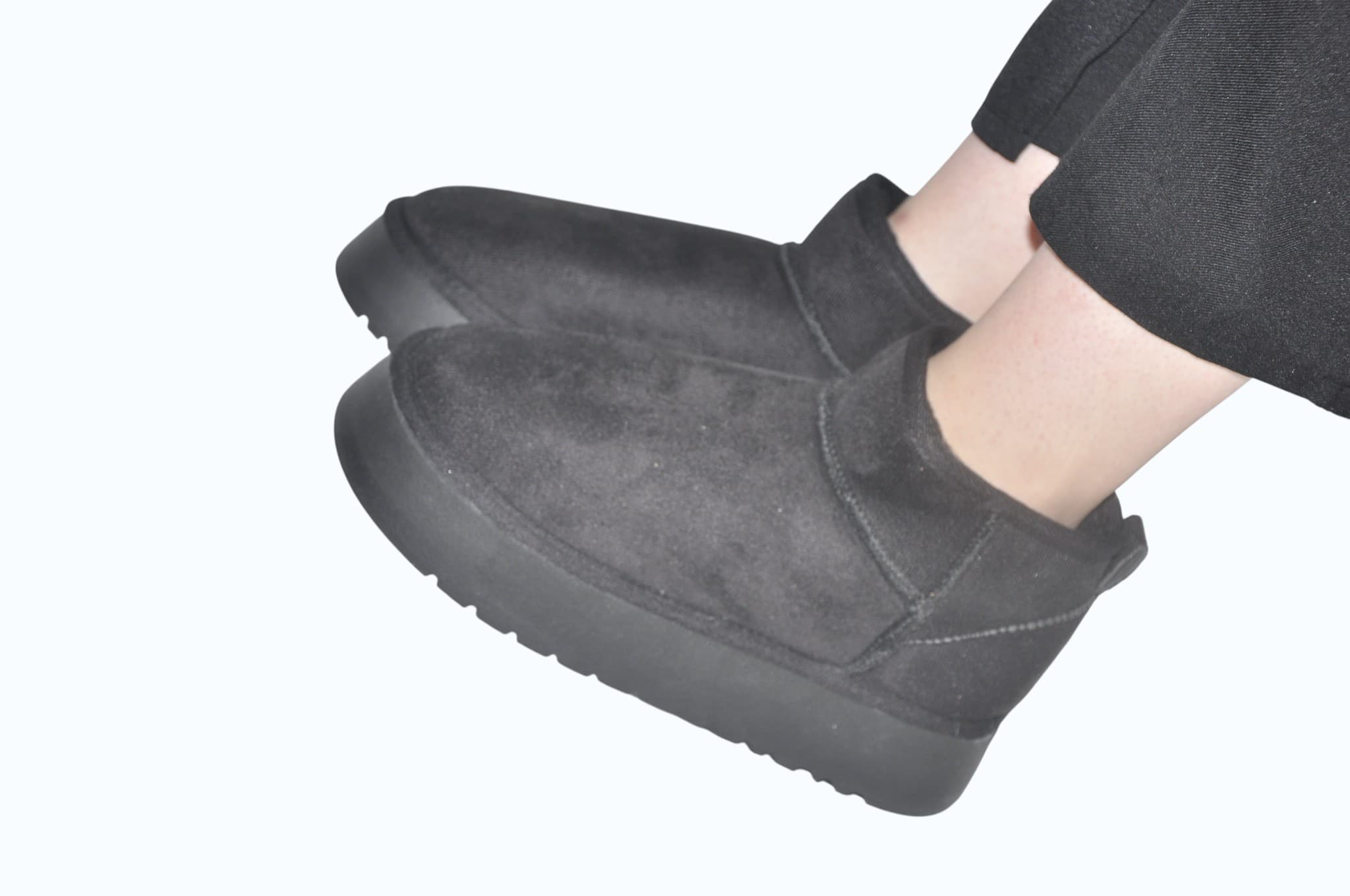 siyah-platform-tabanli-muadil-bot-gunluk-konfor-and-sik-tasarim-0041