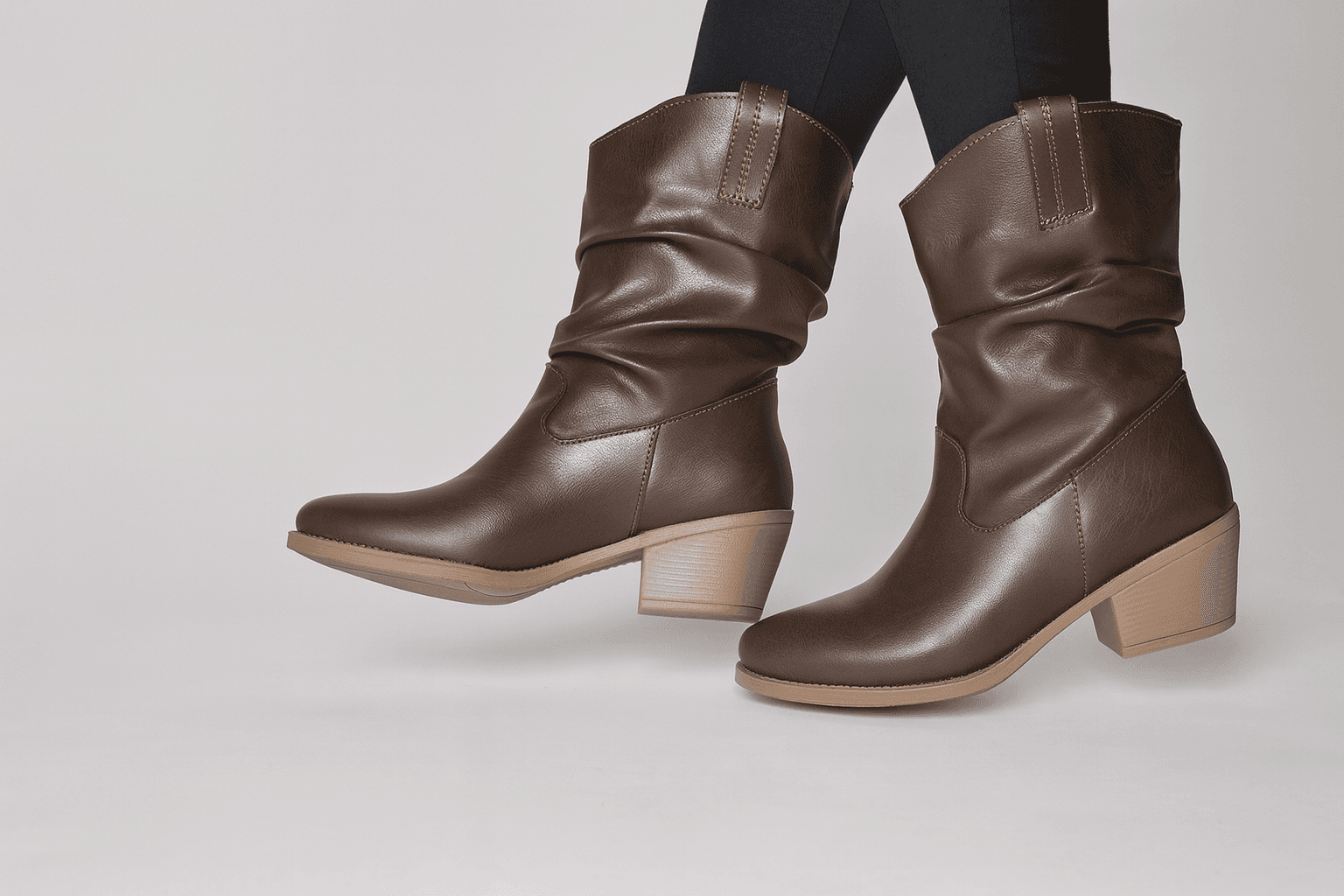 koyu-kahverengi-yumusak-deri-gorunumlu-orta-topuk-kadin-western-cizme-gunluk-rahat-kullanim-and-sik-tasarim-b0009