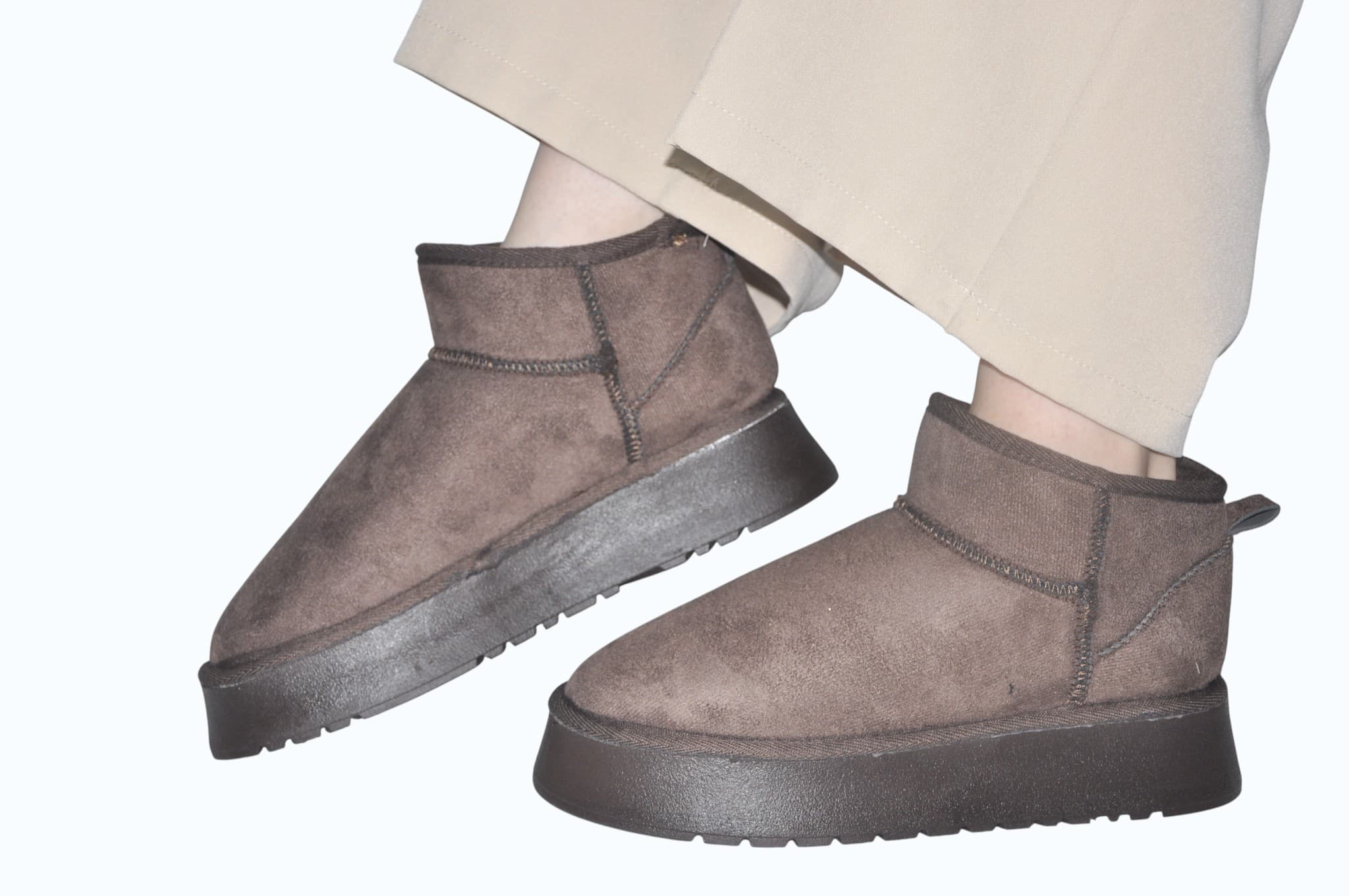 Acı Kahve Platform Tabanlı Muadil Bot – Şık, Konforlu ve Günlük Kullanıma Uygun