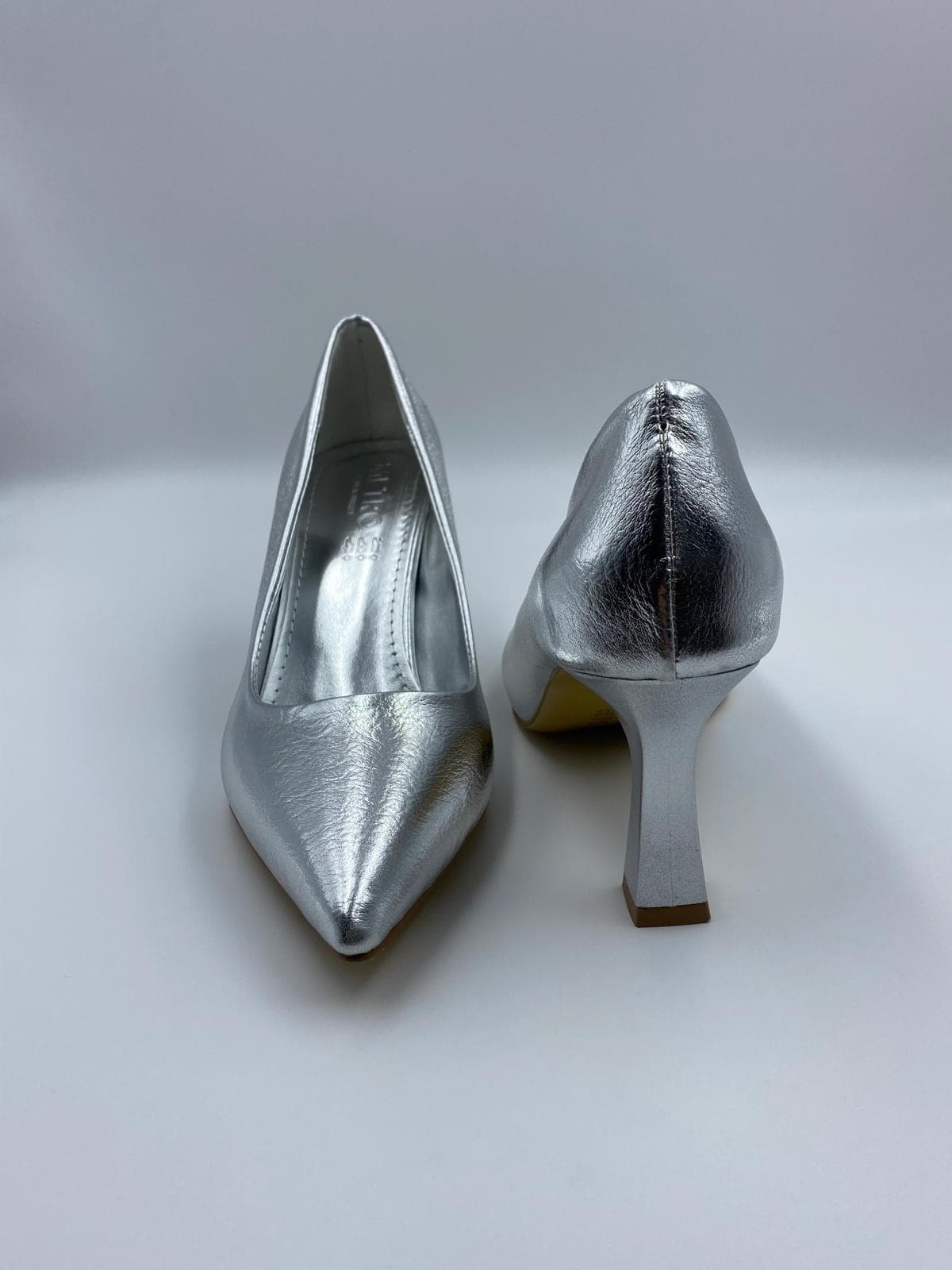 kocak-shoes-gumus-klasik-topuklu-ayakkabi