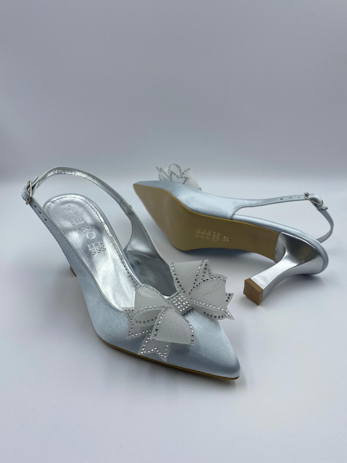 kocak-shoes-gumus-fiyonklu-topuklu-ayakkabi-isiltili-zarafetin-vazgecilmezi-t0026