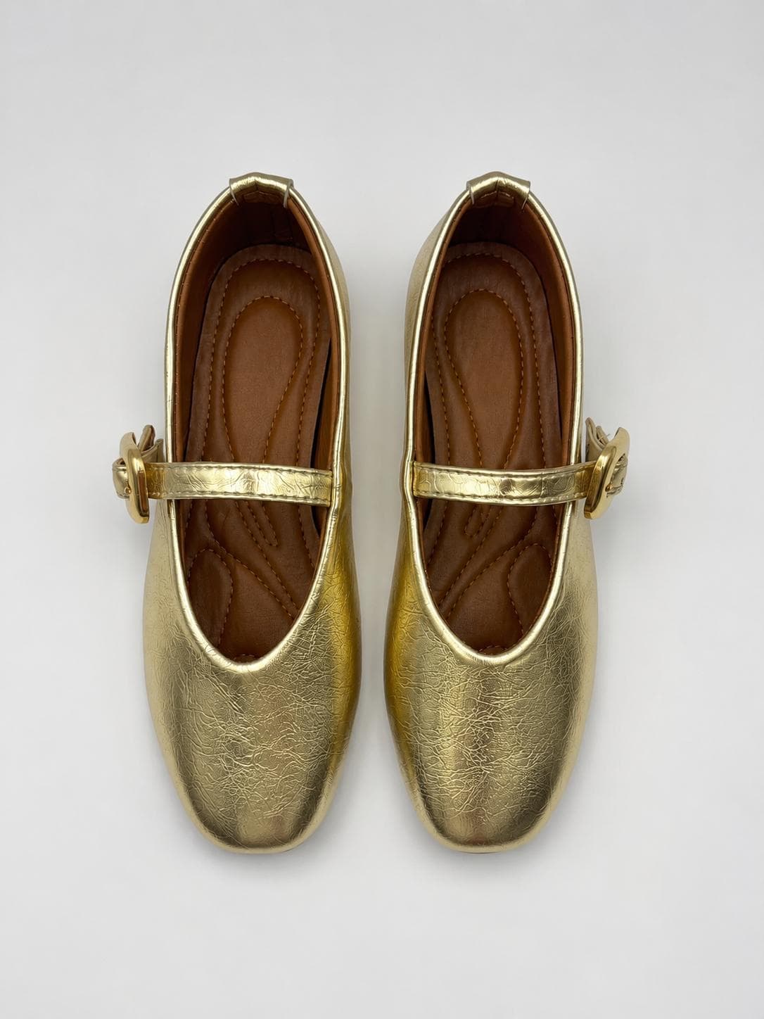 gold-tokali-babet-ayakkabi-sivri-burun-parlak-kadin-babet-babet002
