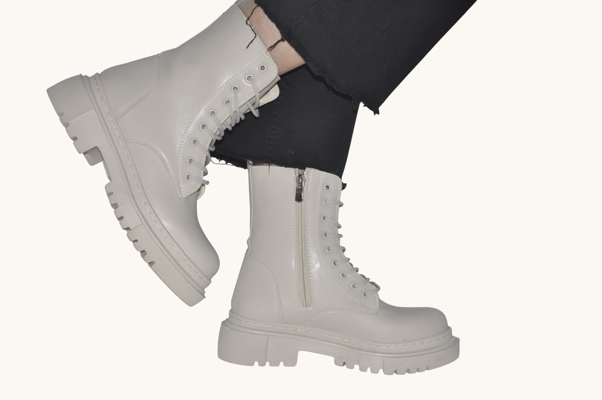 modern-siklik-gunluk-kullanima-uygun-kalin-tabanli-gri-bot-0026