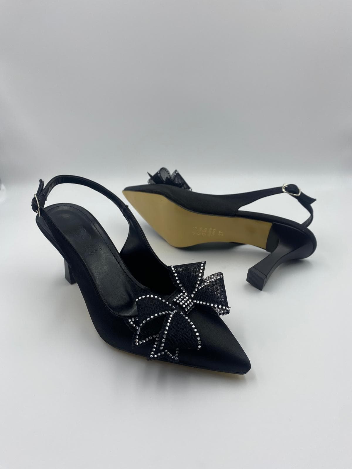 kocak-shoes-siyah-fiyonklu-topuklu-ayakkabi-klasik-sikligin-zarif-yorumu-t0027